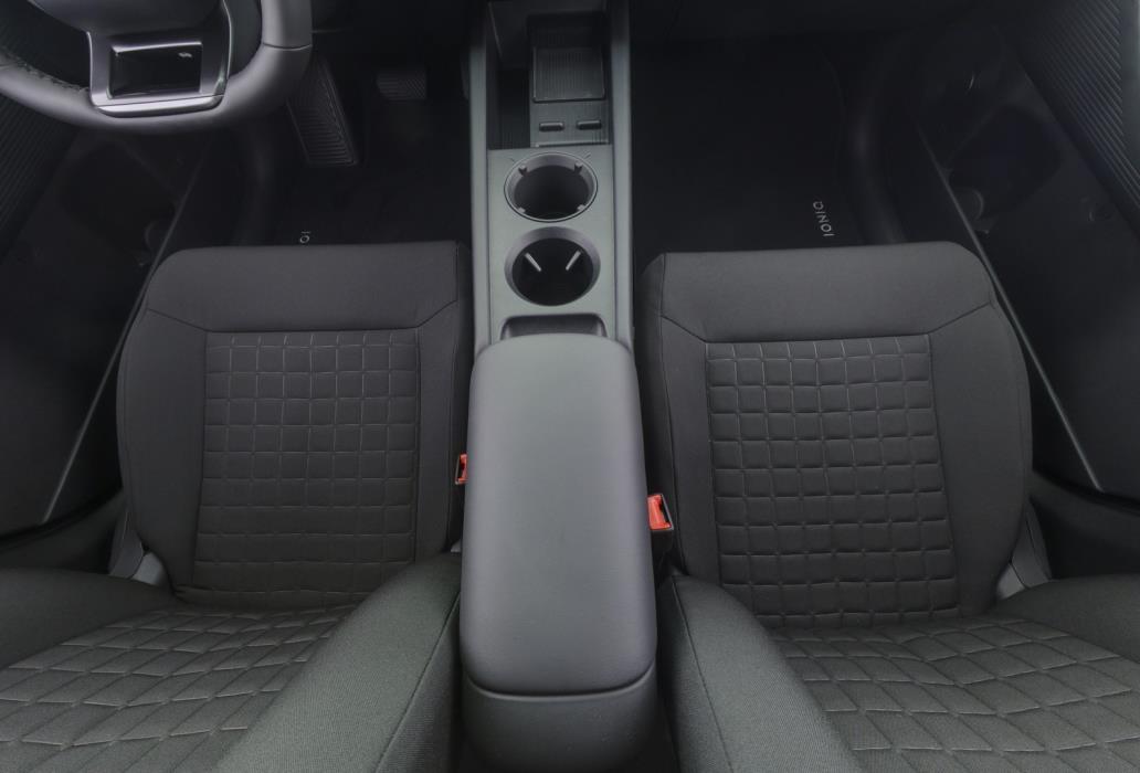HYUNDAI IONIQ 3 2026