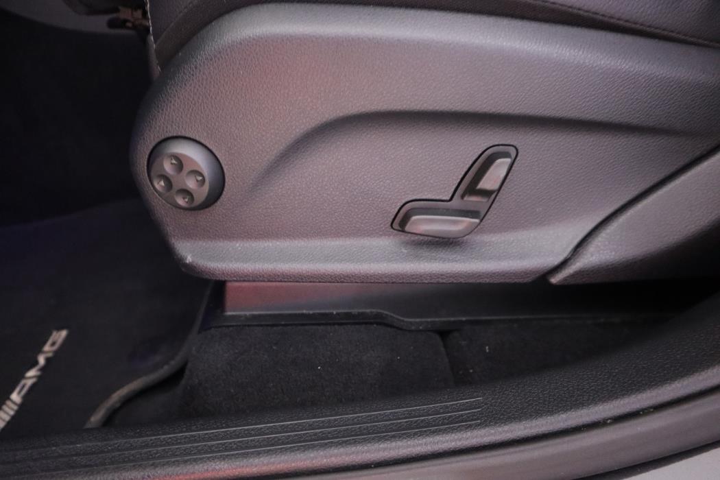 MERCEDES-BENZ EQC 2022