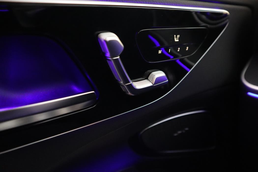 MERCEDES-BENZ C 2024