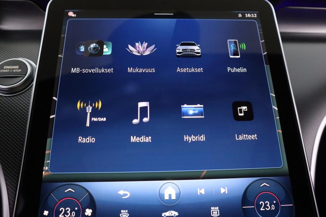 MERCEDES-BENZ C 2024