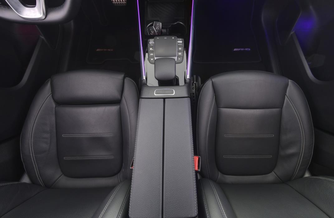 MERCEDES-BENZ EQB 2023