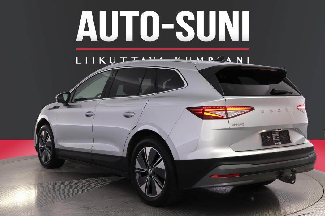 SKODA Enyaq 2025