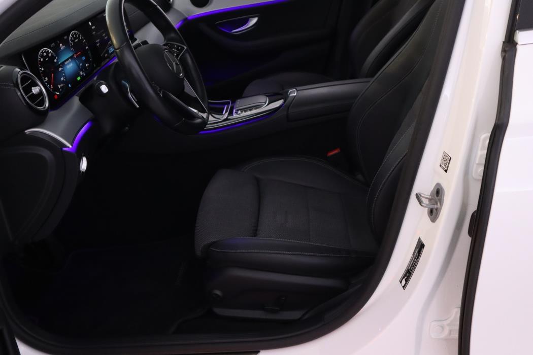 MERCEDES-BENZ E 2021