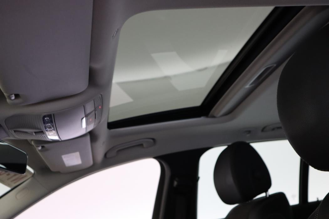 MERCEDES-BENZ E 2021