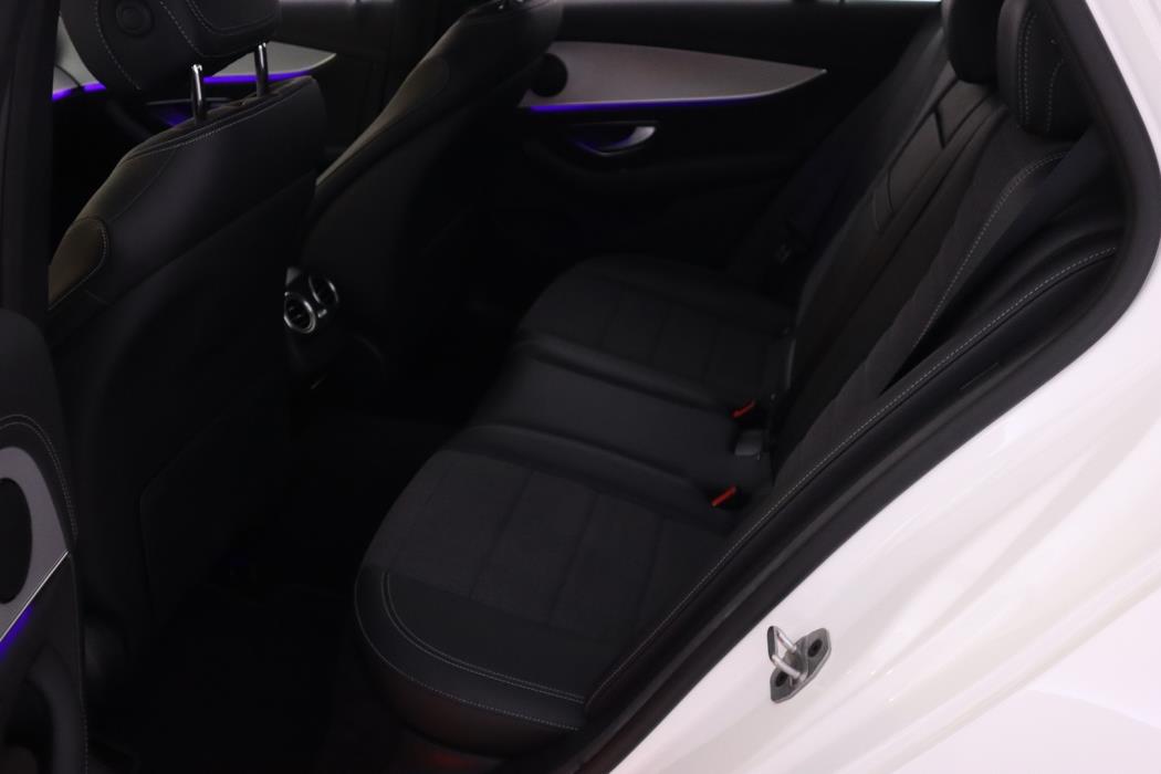 MERCEDES-BENZ E 2021