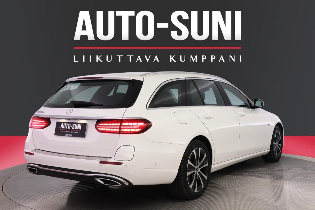 MERCEDES-BENZ E 2021