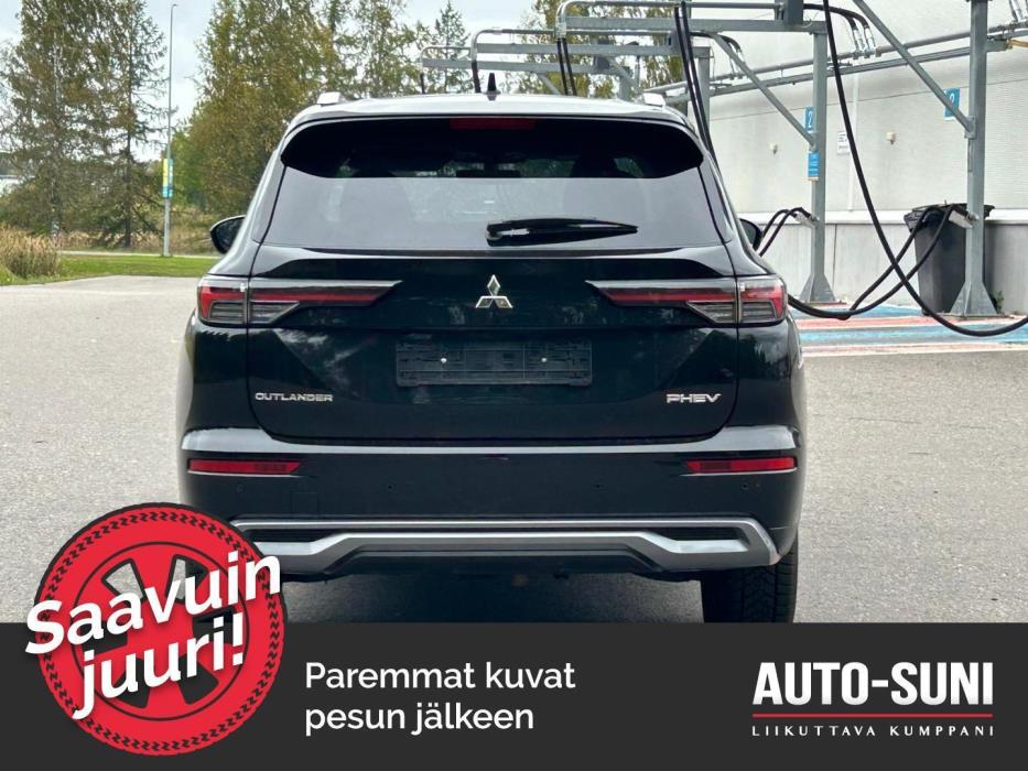 MITSUBISHI Outlander 2026