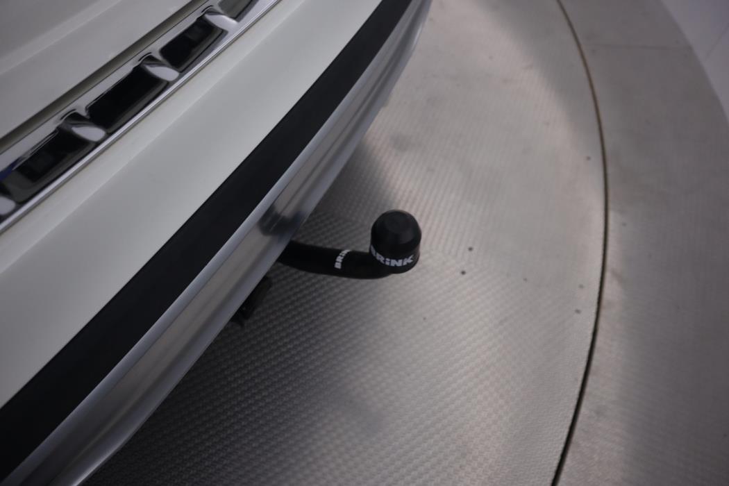 MERCEDES-BENZ GLA 2016