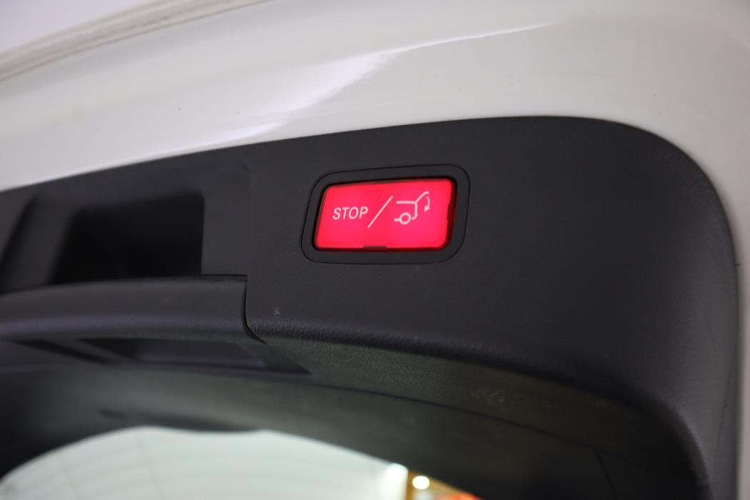 MERCEDES-BENZ GLA 2016