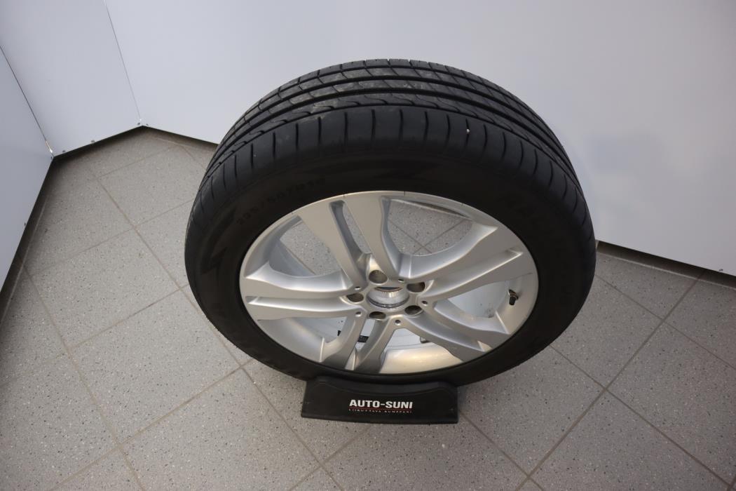 MERCEDES-BENZ GLA 2016