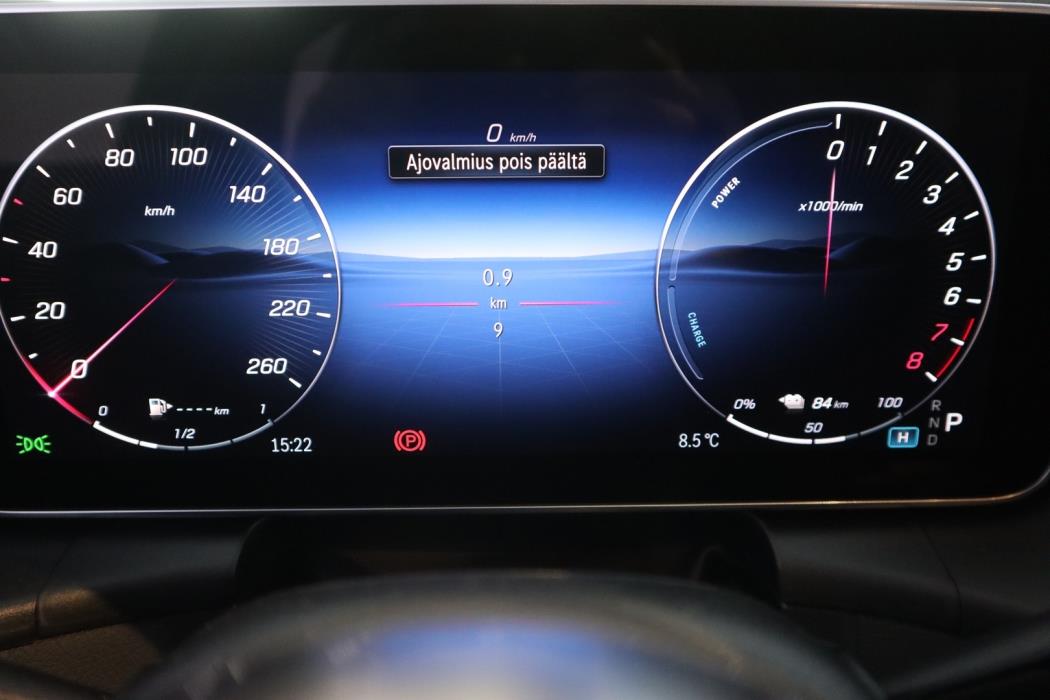 MERCEDES-BENZ GLC 2026