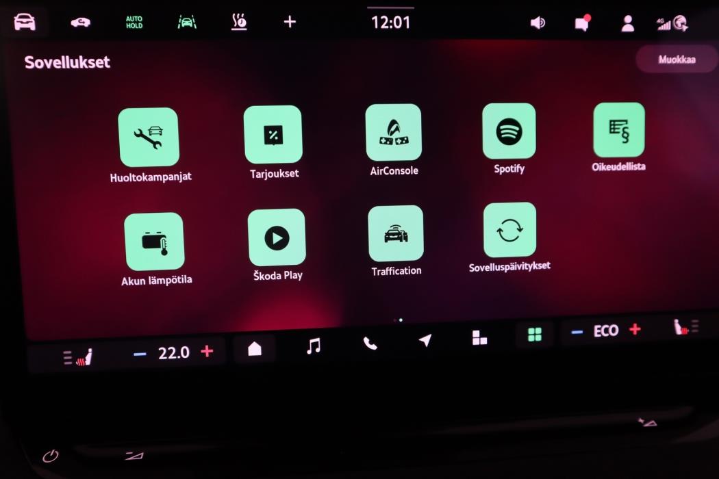 SKODA Enyaq 2025