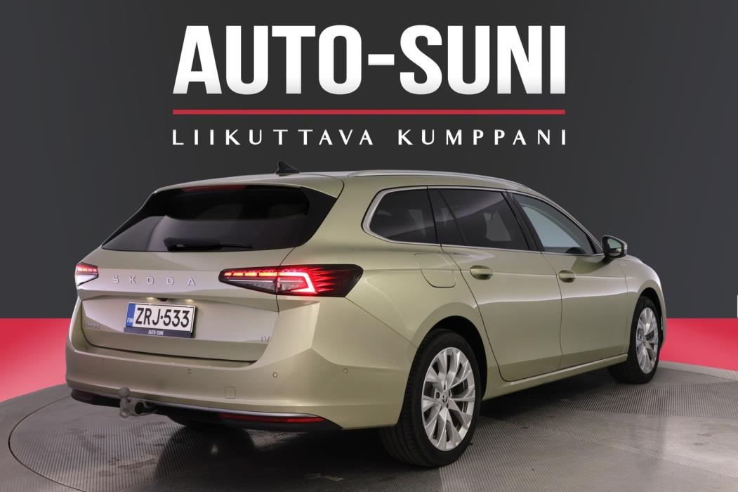 SKODA Superb 2024