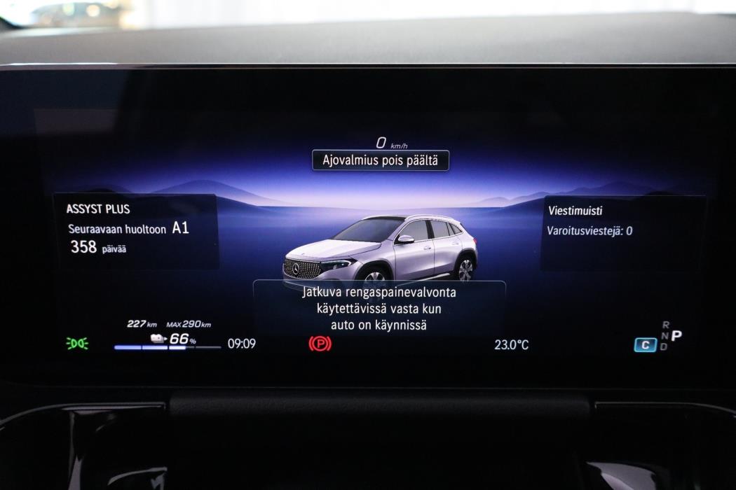 MERCEDES-BENZ EQA 2025