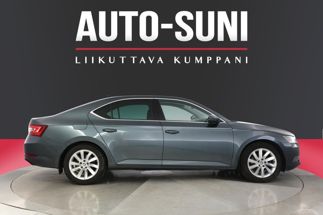 SKODA Superb 2017