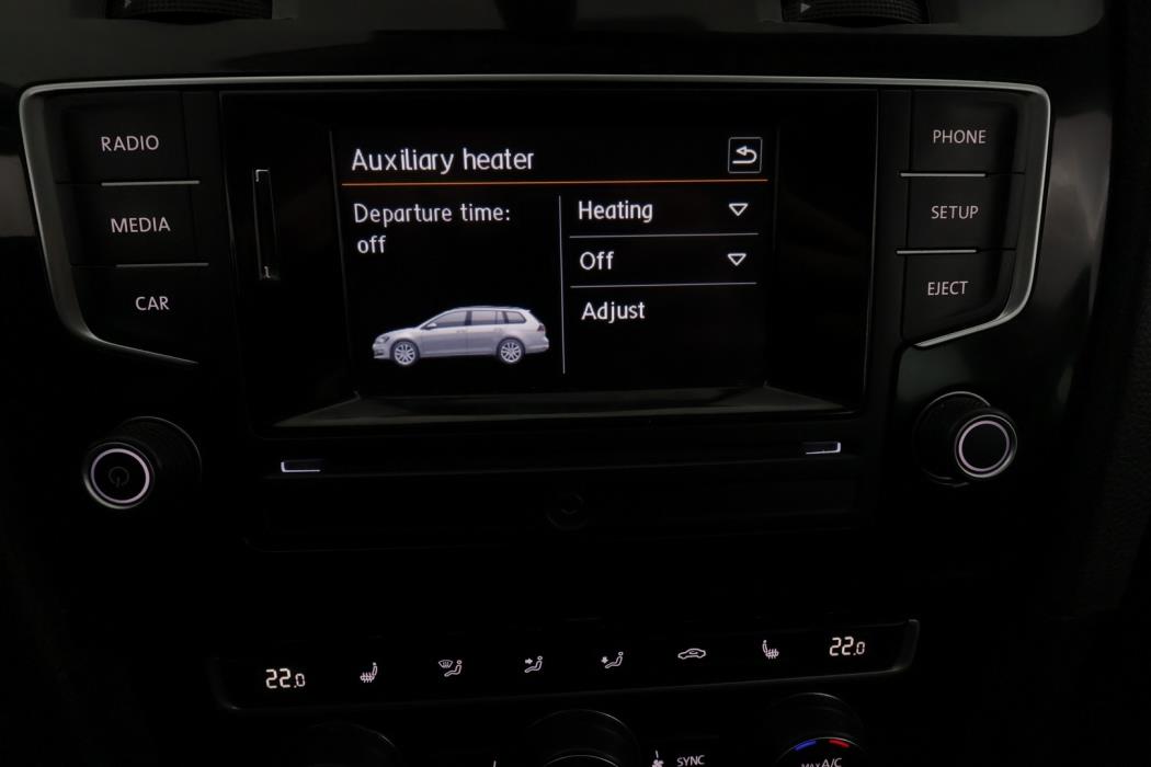 VOLKSWAGEN Golf 2016