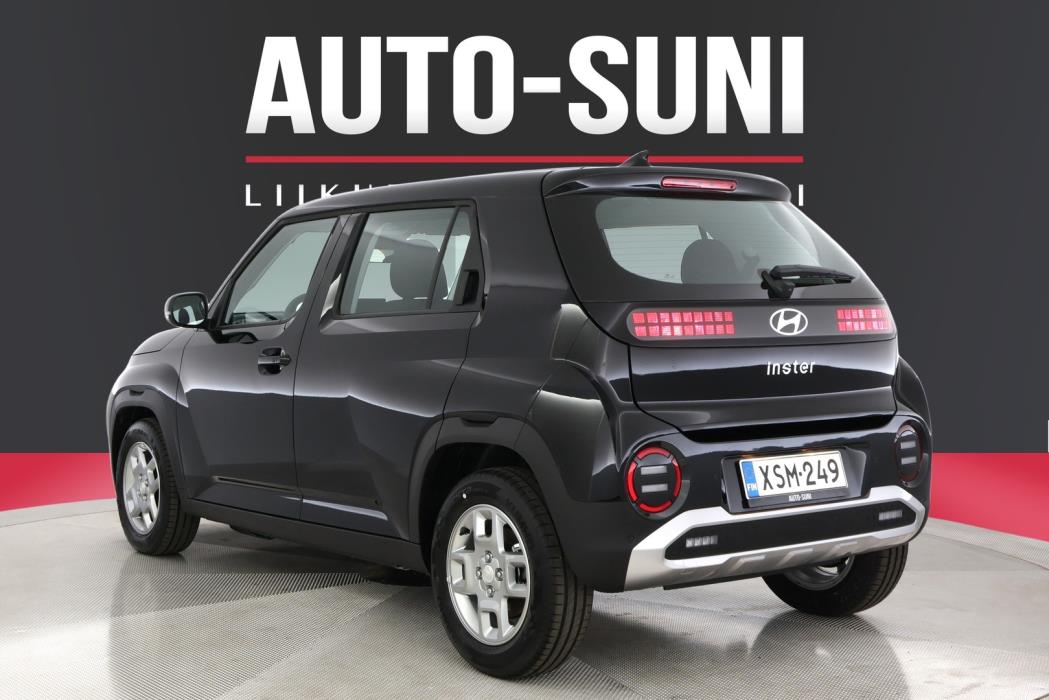 HYUNDAI INSTER 2025