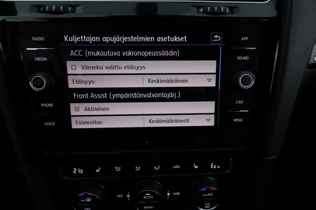 VOLKSWAGEN Golf 2020