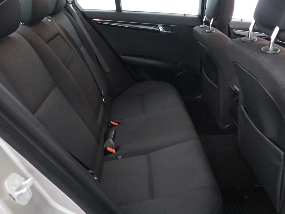 MERCEDES-BENZ C 2009