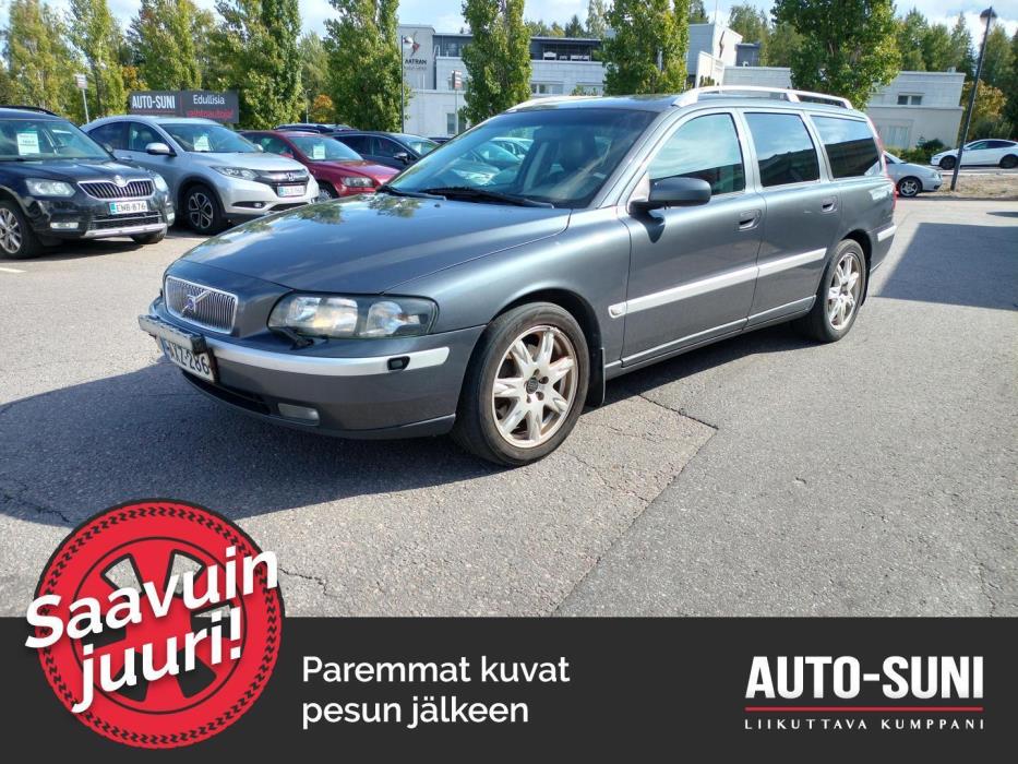 VOLVO V70 2003