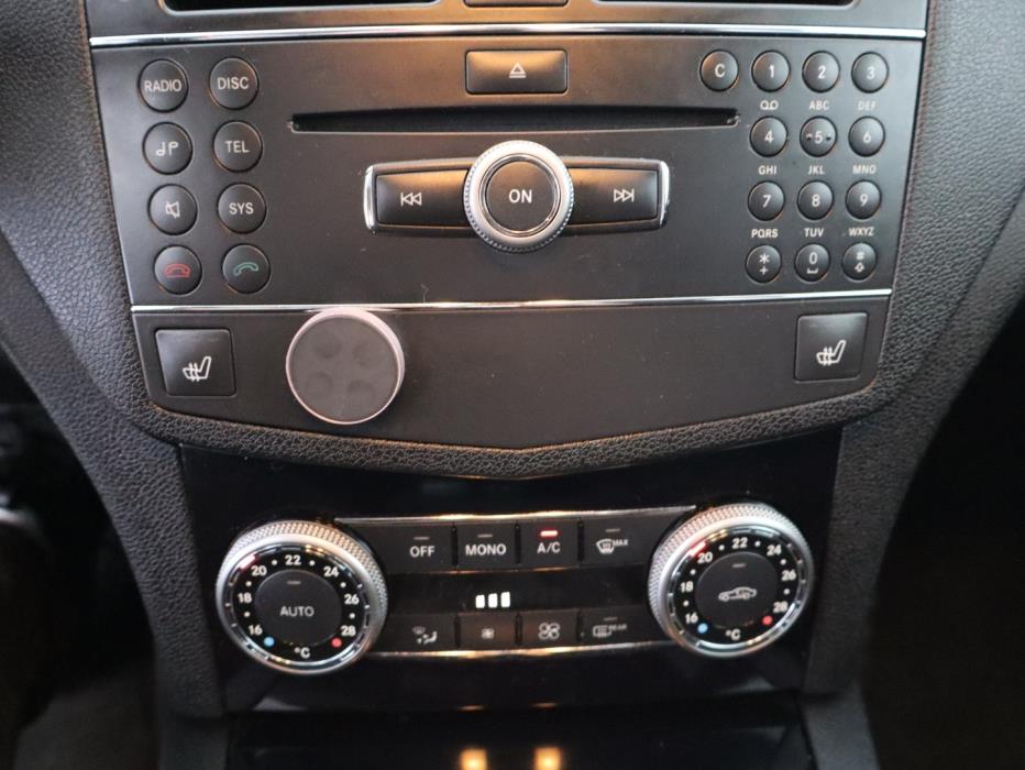 MERCEDES-BENZ C 2008