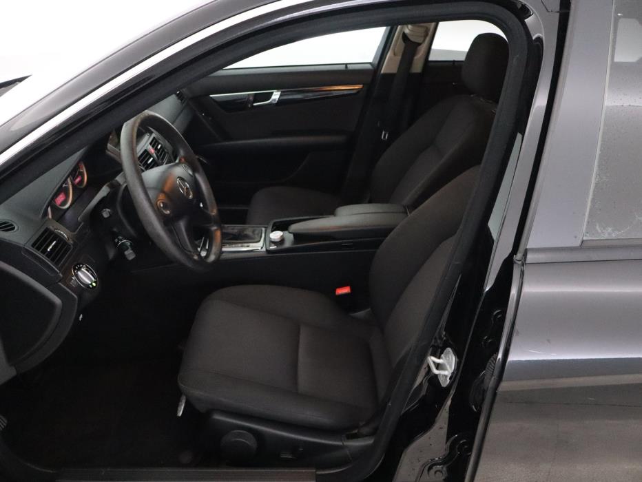 MERCEDES-BENZ C 2008