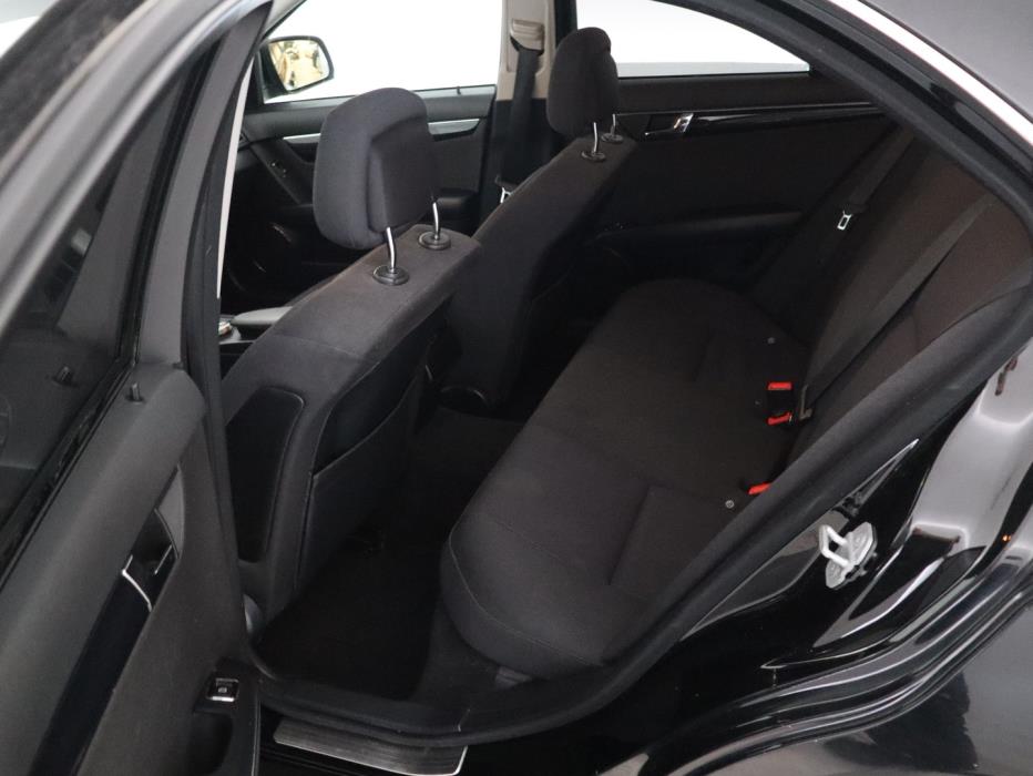 MERCEDES-BENZ C 2008
