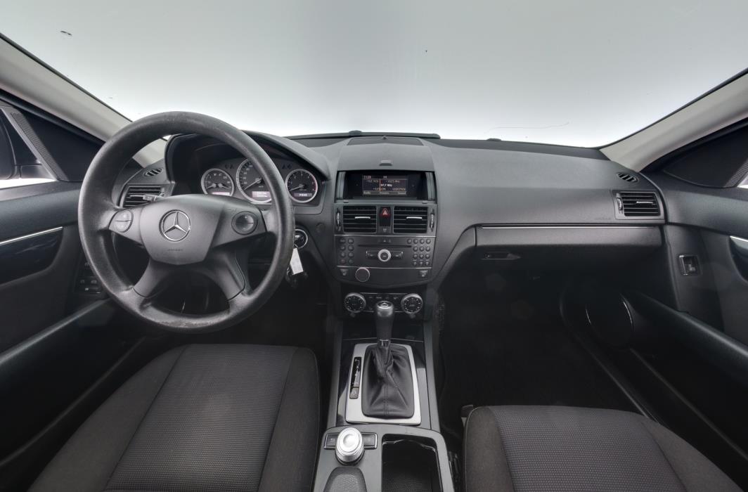 MERCEDES-BENZ C 2008