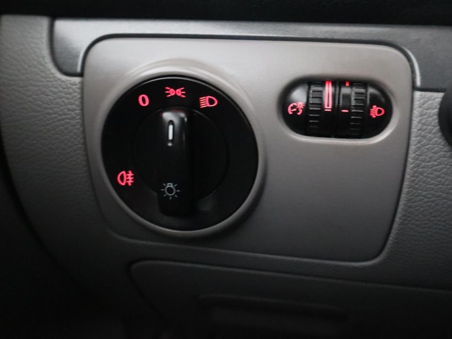 VOLKSWAGEN Golf 2008