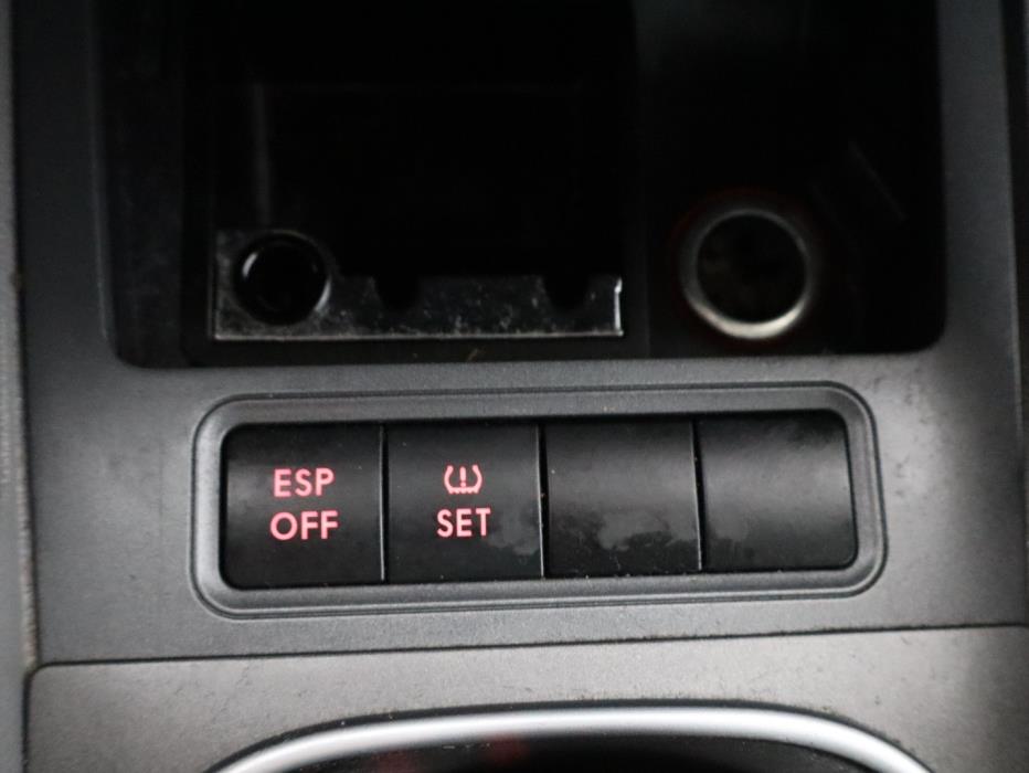 VOLKSWAGEN Golf 2008