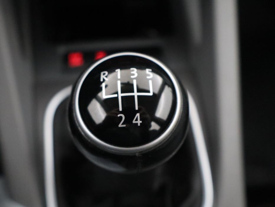 VOLKSWAGEN Golf 2008