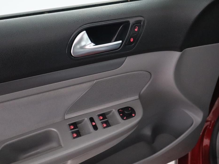 VOLKSWAGEN Golf 2008