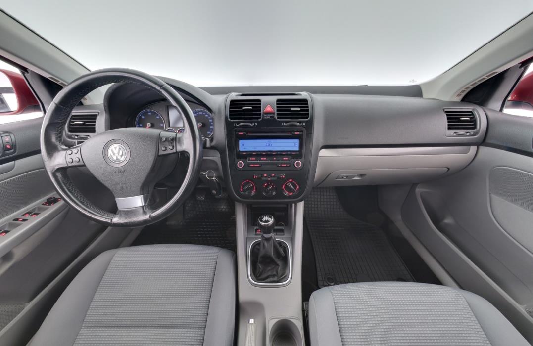 VOLKSWAGEN Golf 2008