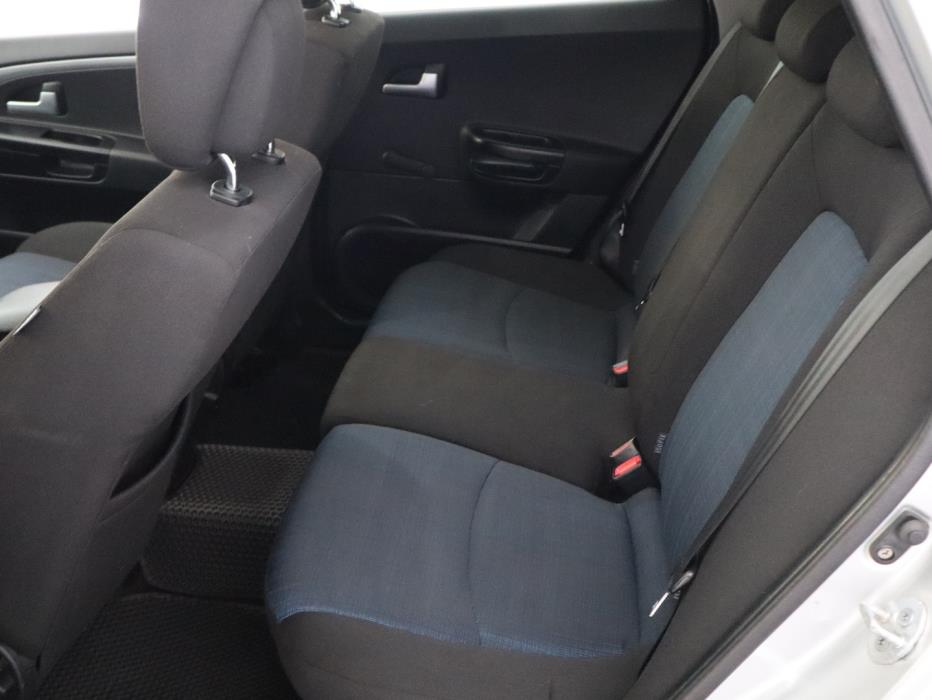 KIA cee'd 2011