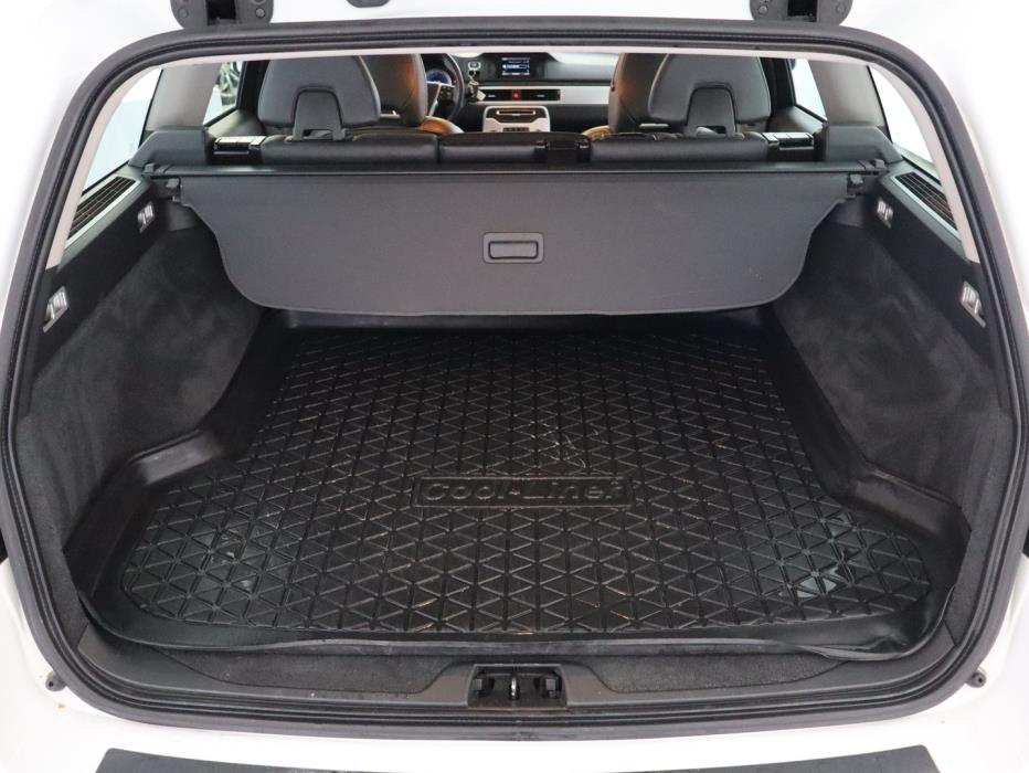 VOLVO V70 2012