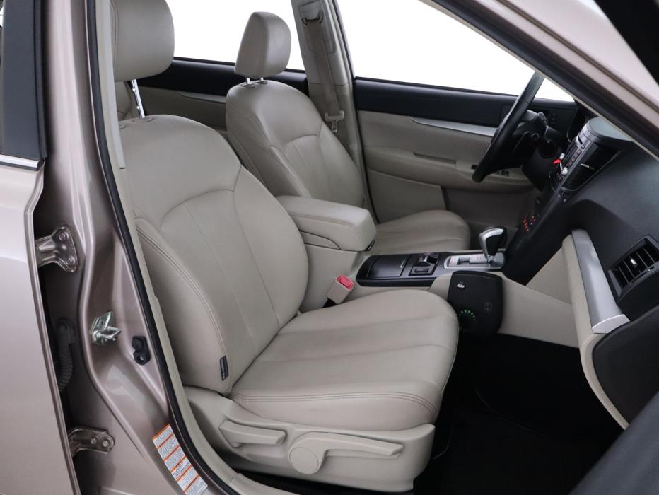 SUBARU Outback 2014