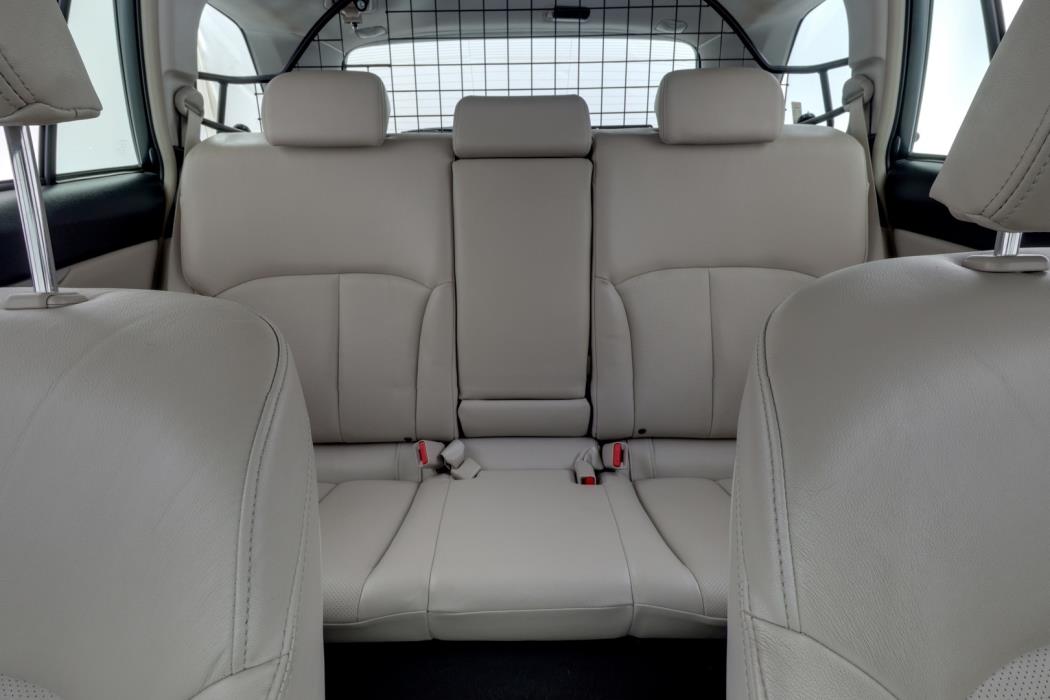 SUBARU Outback 2014