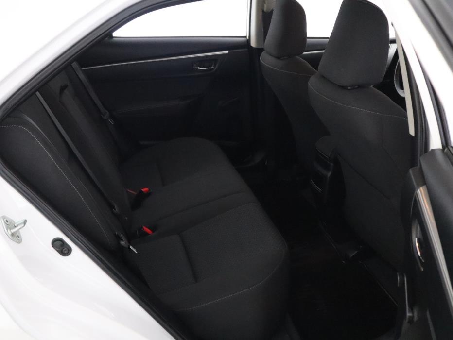 TOYOTA Corolla 2014