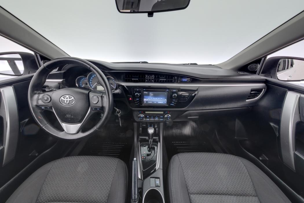 TOYOTA Corolla 2014