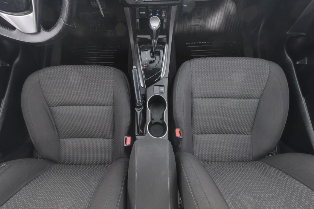 TOYOTA Corolla 2014