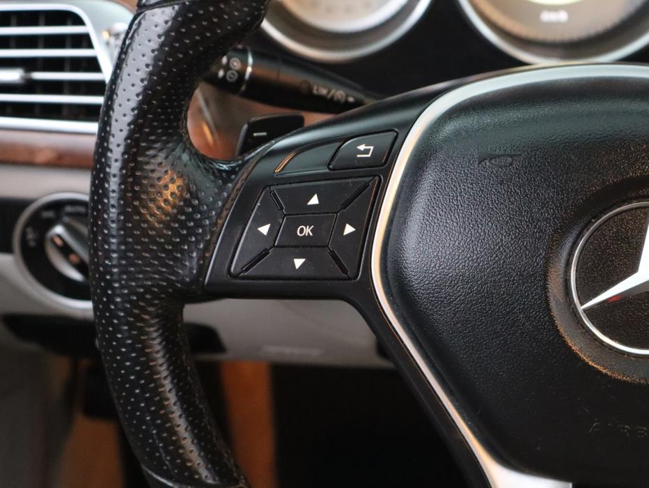 MERCEDES-BENZ CLS 2012