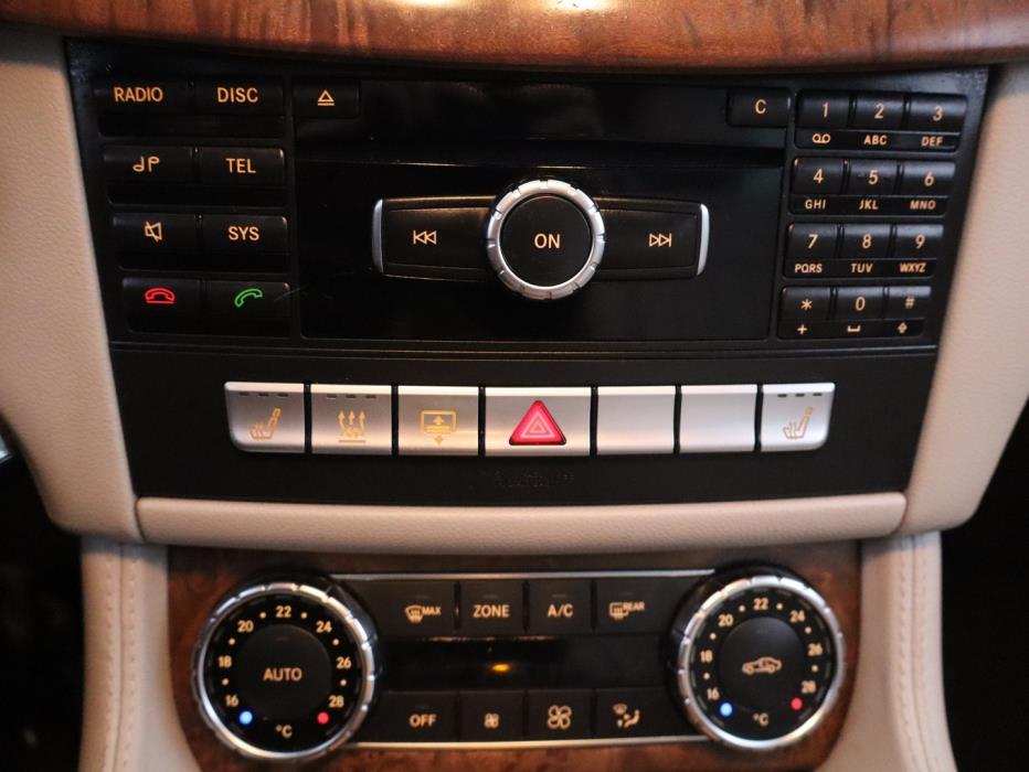 MERCEDES-BENZ CLS 2012