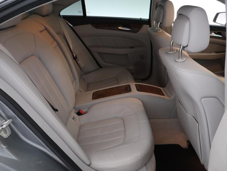 MERCEDES-BENZ CLS 2012