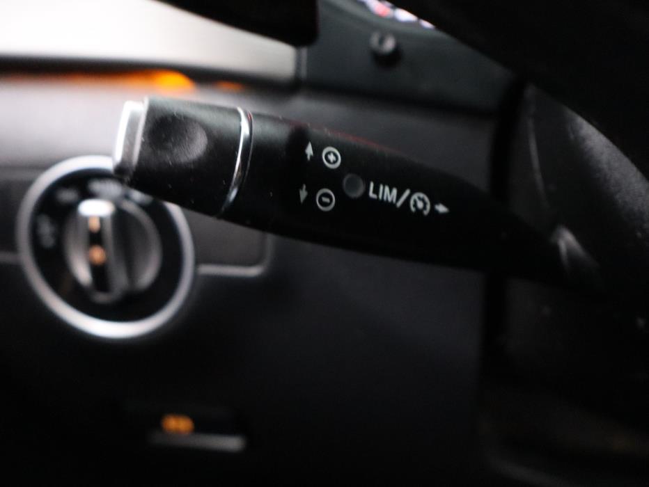 MERCEDES-BENZ B 2015