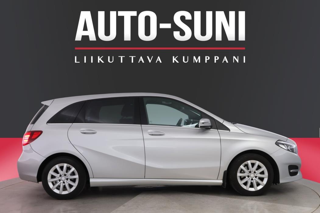 MERCEDES-BENZ B 2015