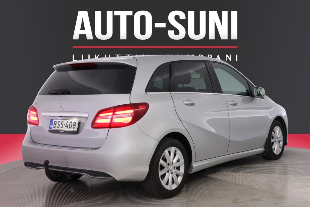 MERCEDES-BENZ B 2015