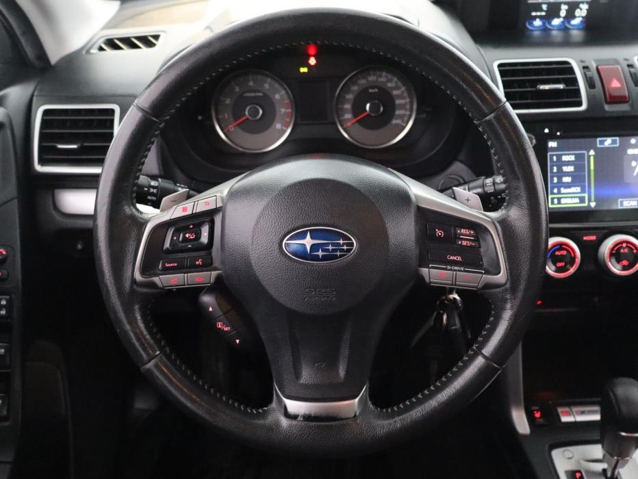 SUBARU Forester 2015