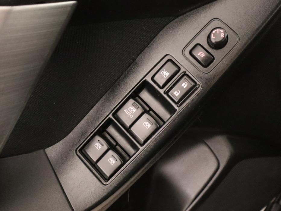 SUBARU Forester 2015