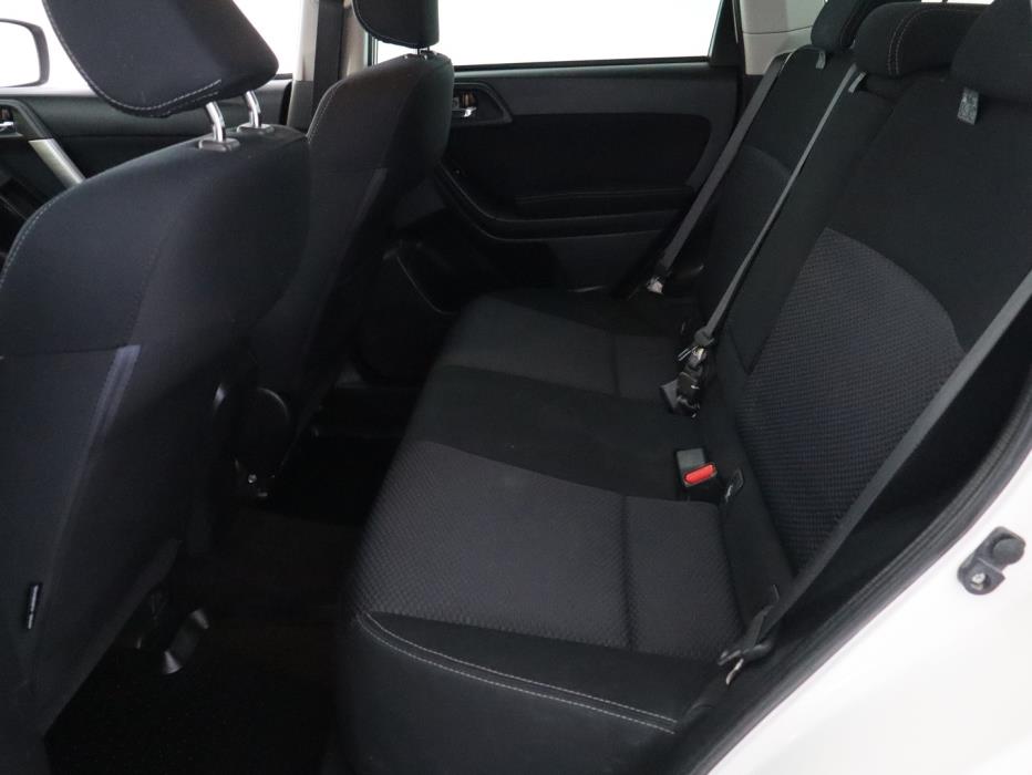 SUBARU Forester 2015