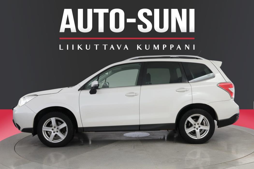 SUBARU Forester 2015